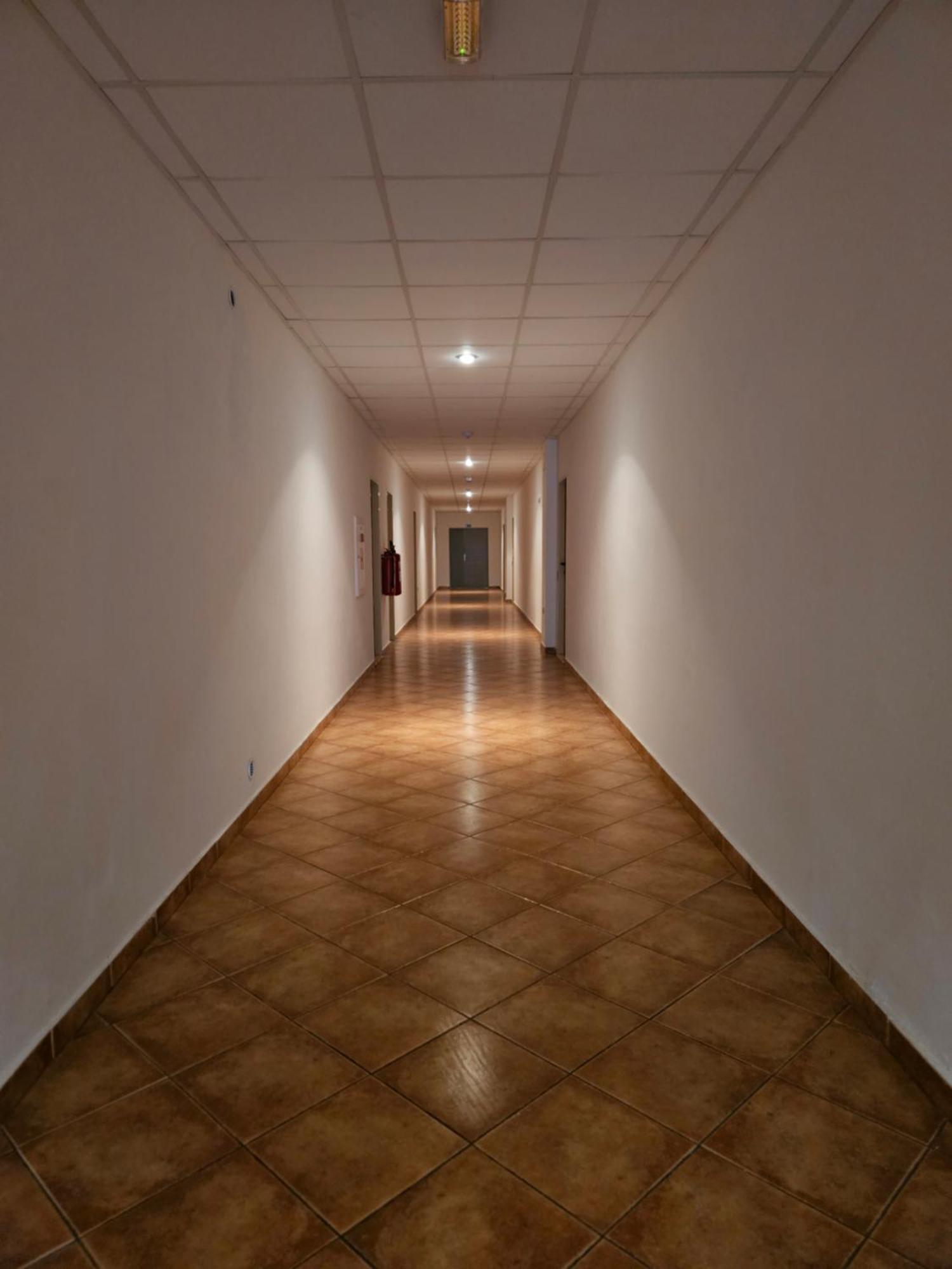 Hotel Trim Pardubice Exteriör bild