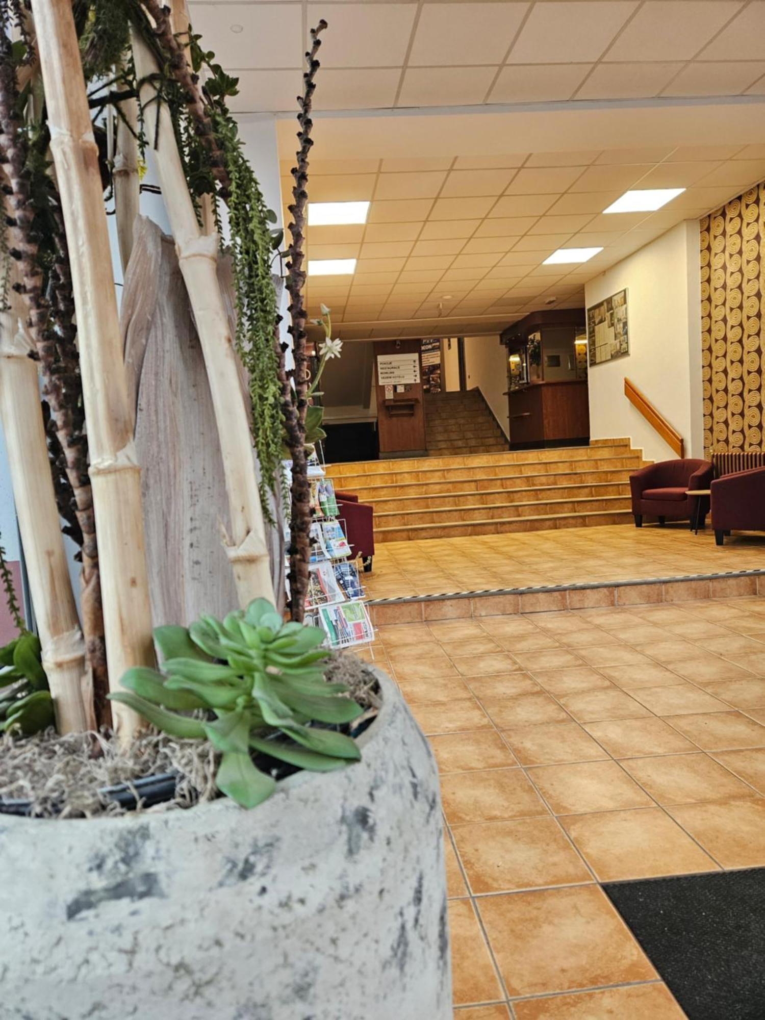 Hotel Trim Pardubice Exteriör bild